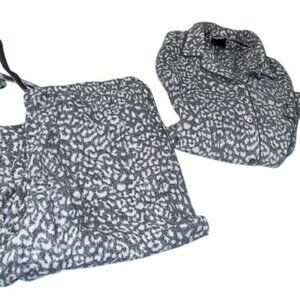 Aria Collection Womens XL Grey & White Leopard Print Button-Up Fleece Pajama SET